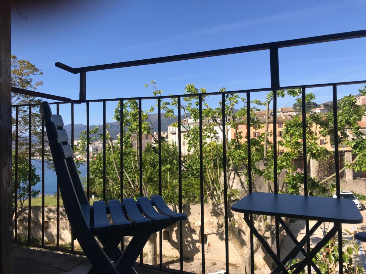 Casa Lochje Au Coeur De La Citadelle Διαμέρισμα Μπαστιά Εξωτερικό φωτογραφία
